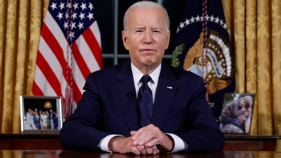 biden reu 2127048 R6rSed