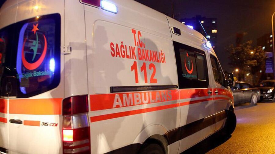 ambulans gece arsiv aa 2323332 bhiAM0