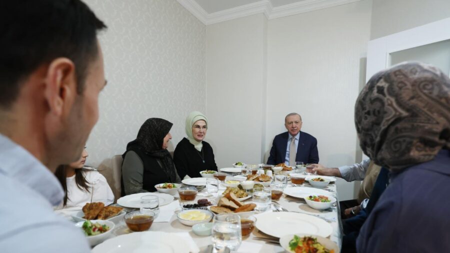 cumhurbaskani erdogan emine erdogan iftar 2339033 yk67LO