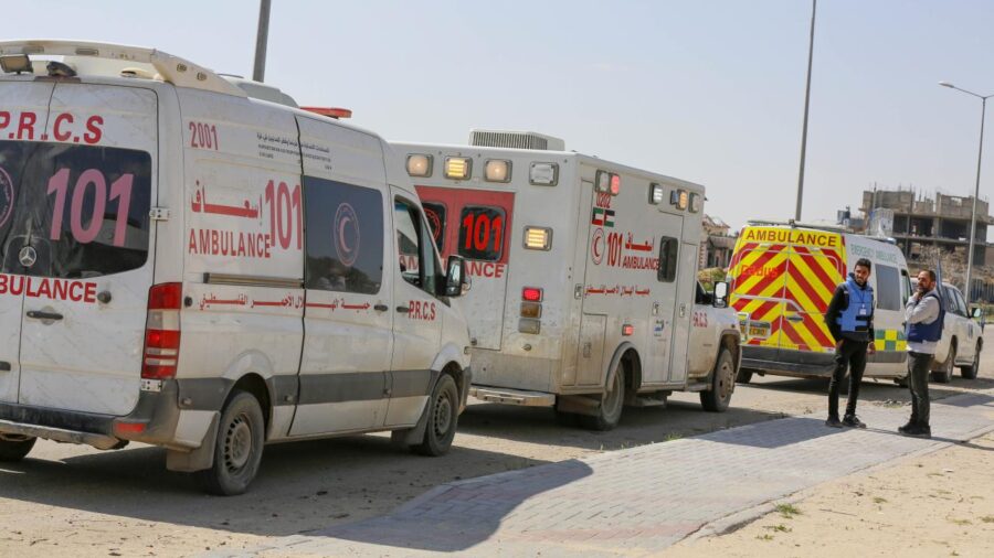 gaza ambulance aa 2339036 QR8ubV